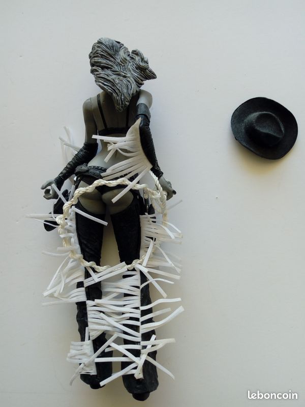 Figurine Sin City Nancy (Jessica Alba) Diamond Select - 20 Cm - 1/10 - Scellée