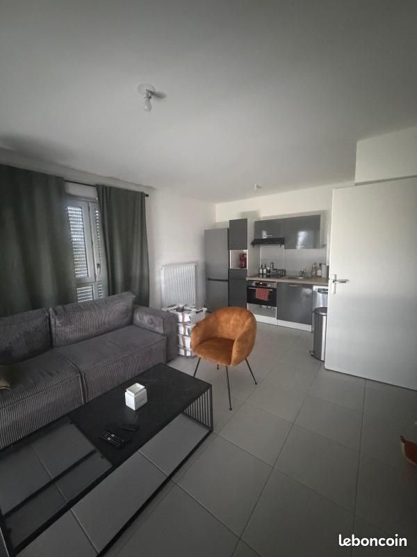 Appartement 2 pièces 40 m² · à Émerainville · 40 m² · 840 €
