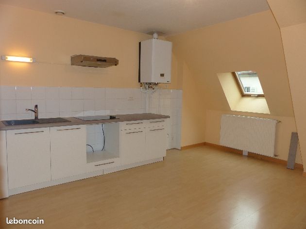 Appartement 5 pièces 117 m² · à Lons-le-Saunier · 117 m² · 895 €/mois