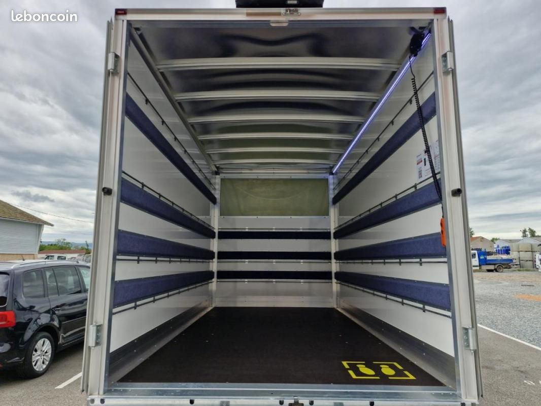 Iveco Daily 35 C 160 ch + Caisse 20m3 + Hayon LOA 1200 euros (image 8)