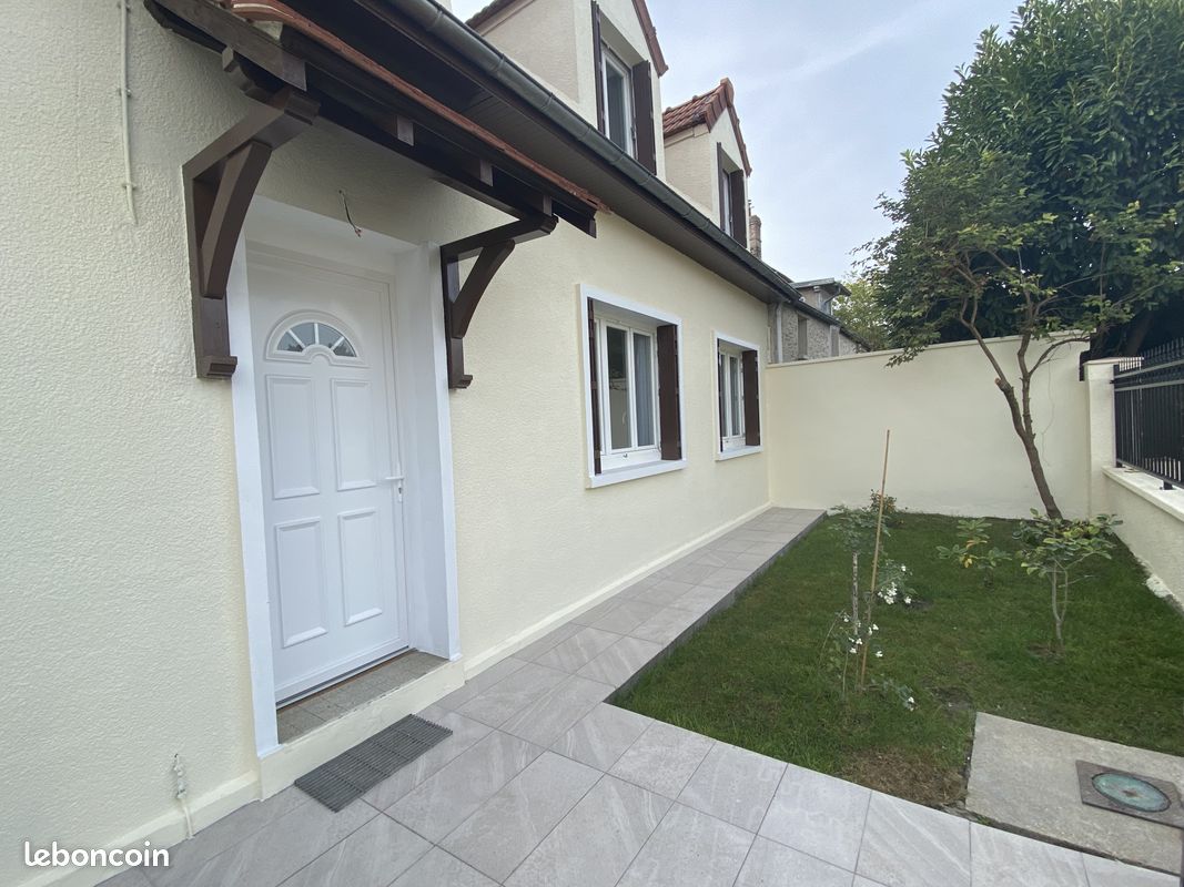 Maison 3 pièces 75 m² · à Chamant · 75 m² · 1 200 €/mois