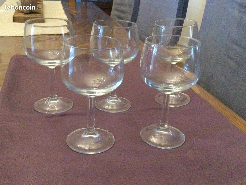 Verres à cocktail ou coupes à dessert (image 1)