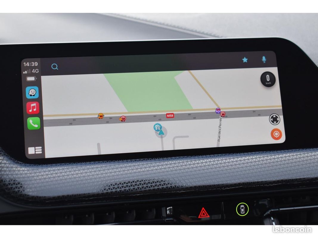 BMW SERIE 1 118d 150 ch BVA8 F40 Edition Sport (image 11)