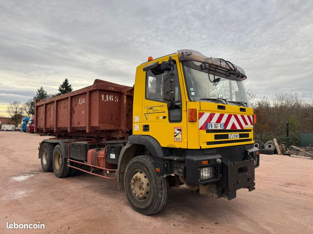 Iveco Trakker Ampliroll 6x4 (image 7)