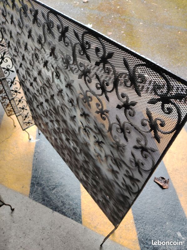 Gris cache radiateur fer forgé (image 3)