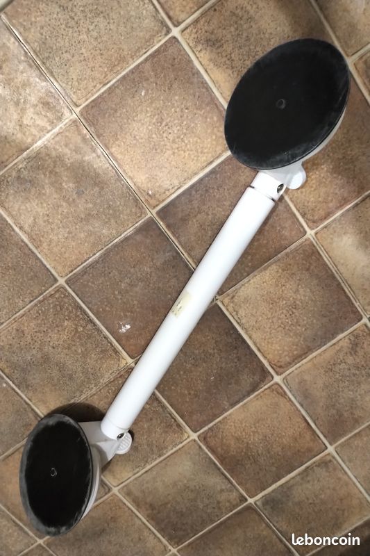 Poignée ventouse extensible pour bain (image 3)