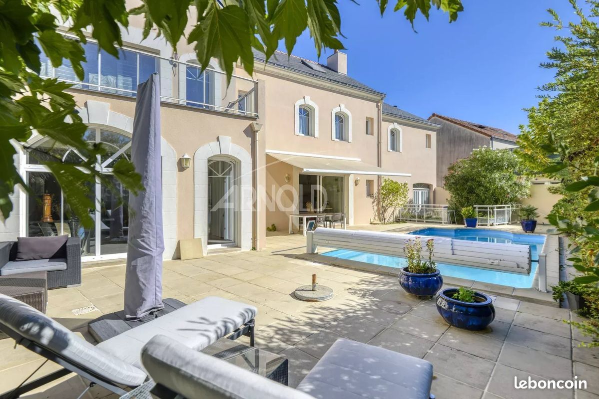 Maison 8 pièces 291 m² · à Nantes · 291 m² · 1 092 000 €