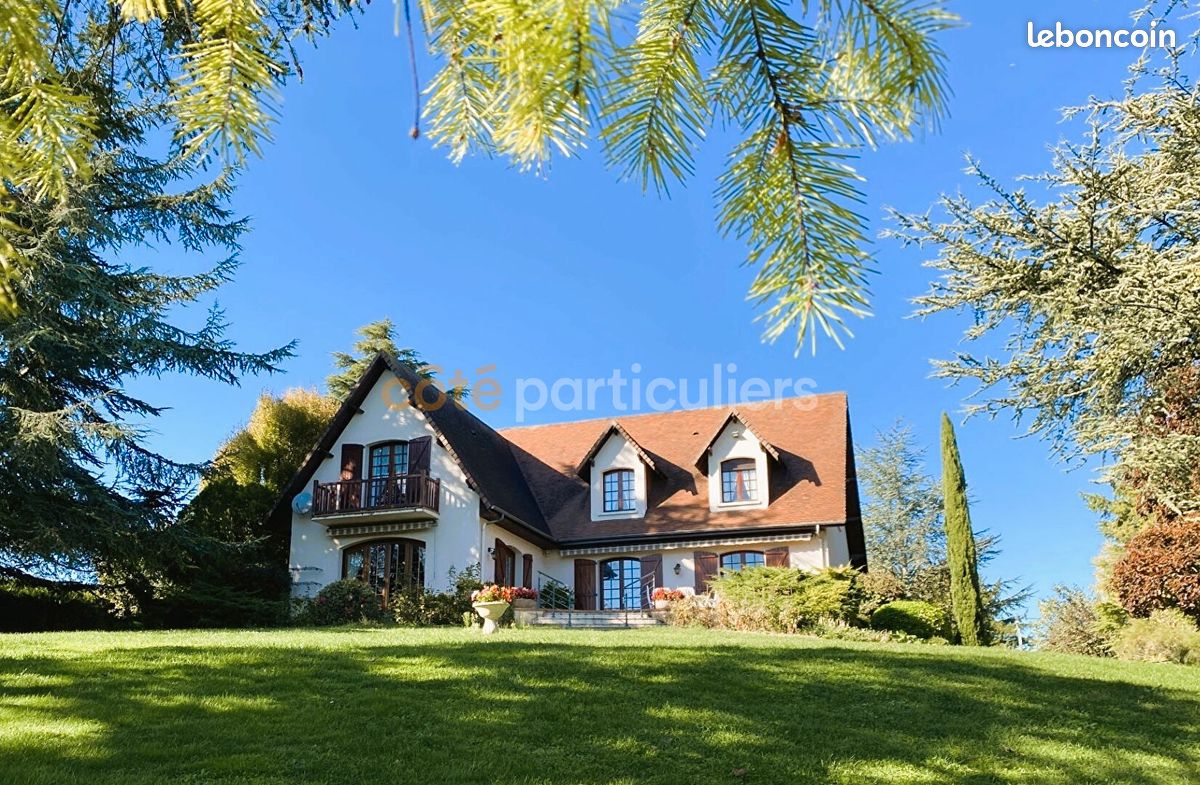 Maison 7 pièces 248 m² · à Migné-Auxances · 248 m² · 434 700 €