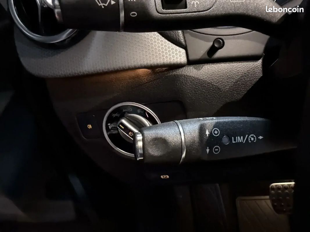 Mercedes-Benz CLASSE B B 180 CDI (246.200) (image 30)