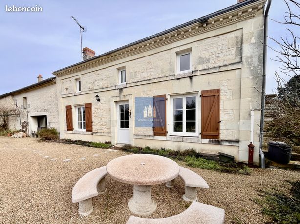 Propriété 5 pièces 196 m²