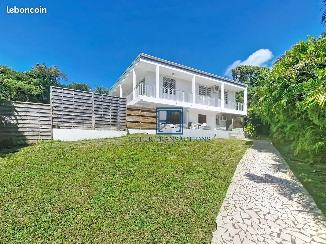 Maison 7 pièces 174 m² · à Le Gosier · 174 m² · 399 000 €
