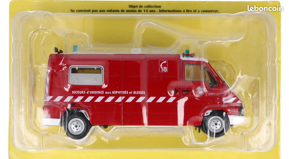 RENAULT MASTER T35 Picot - Camion Pompiers VSAB Véhicule de Secours aux Asphyxiés et Blessés du MORBIHAN – SDIS 56 - échelle 1/43 - Neuf en Boite d'origine non ouverte - Collection POMPIERS n° 17 (image 1)