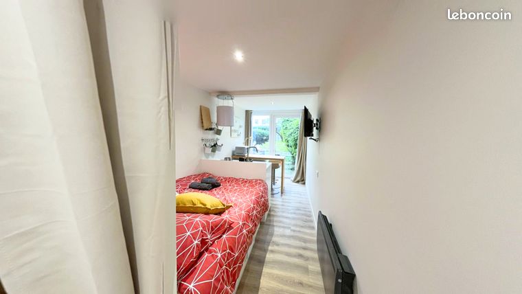 Studio tout équipé avec jardin – LYON