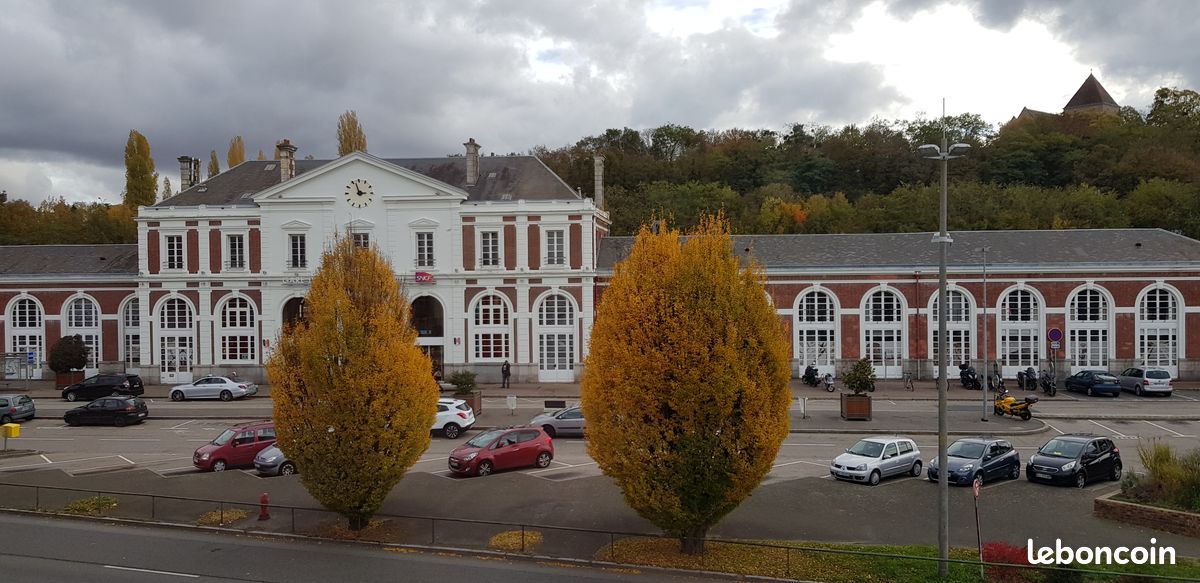 Local commercial 7 pièces 140 m² · à Évreux · 140 m² · 425 000 €