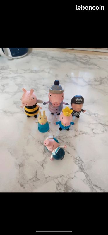 Figurine Peppa pig (image 2)