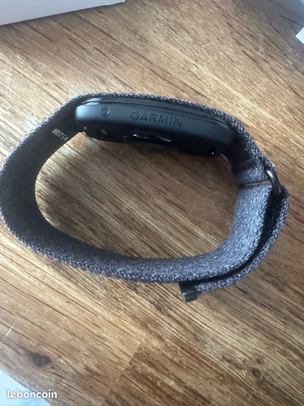 Garmin CIRQA Smart band (image 2)