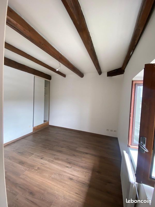 Appartement 3 pièces 60 m² · à Montferrat · 60 m² · 660 €/mois