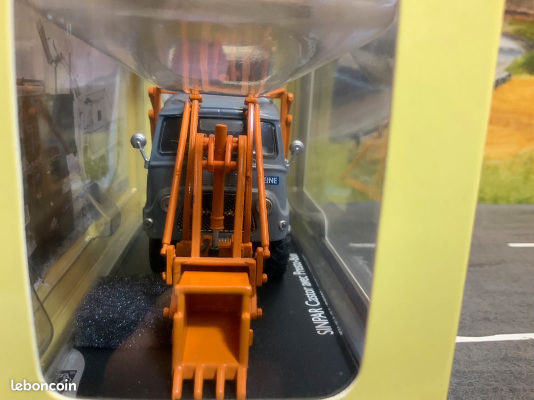 1/43 N°44 SINPAR CASTOR CCFM INCENDIE ( DROME ) Véhicule léger Sapeurs