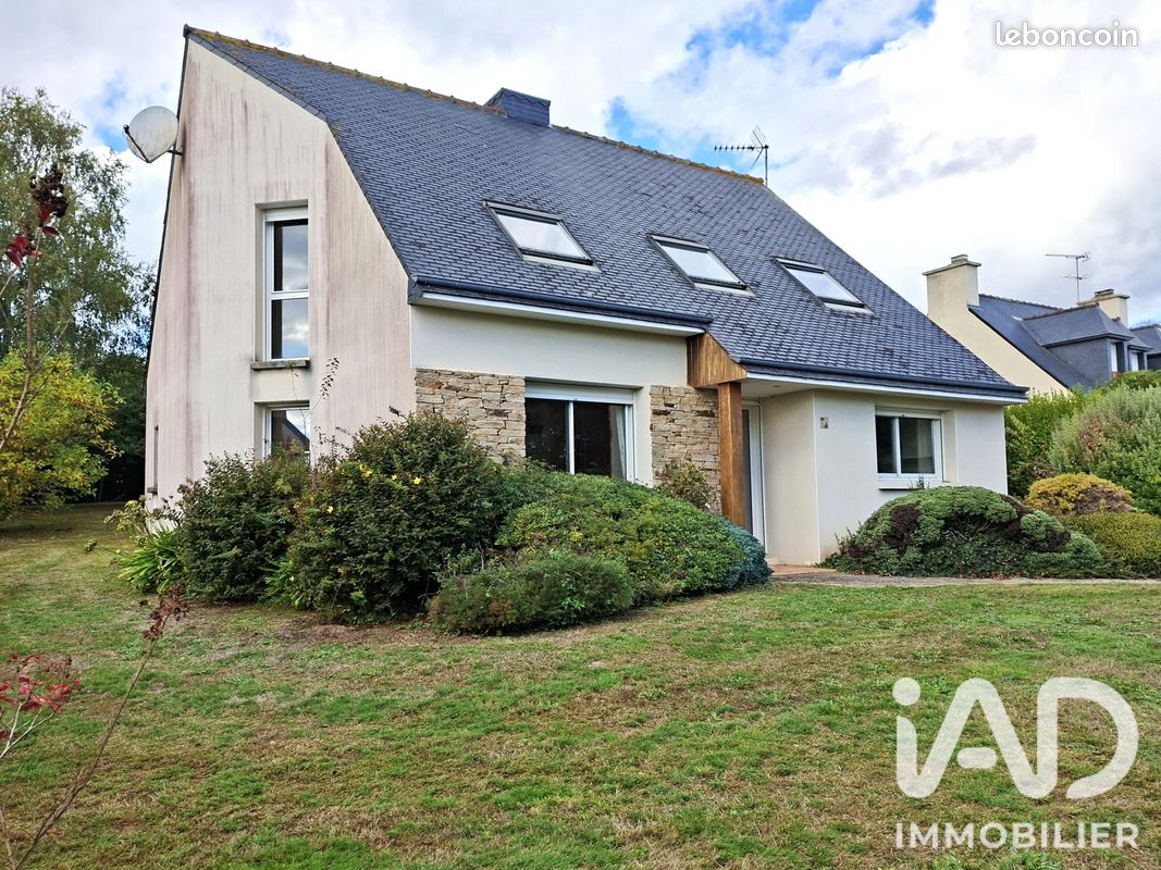 Maison 6 pièces 125 m² · à Minihy-Tréguier · 125 m² · 318 000 €