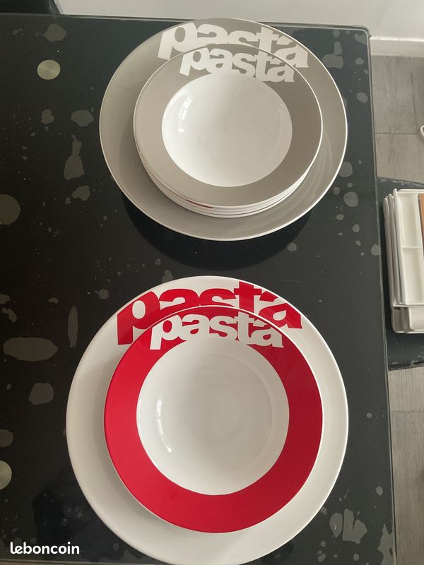Lot de service ( pâte , hamburger et verre) (image 2)