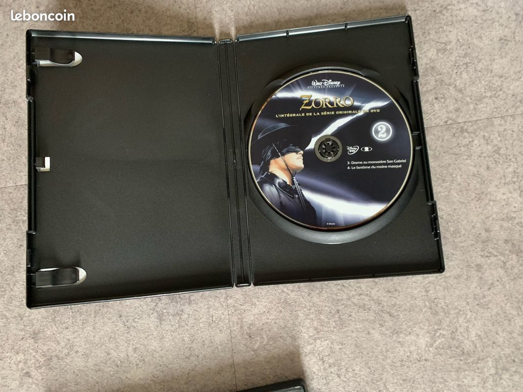 Lot de 3 DVD Zorro (image 6)