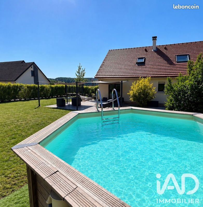 Maison 5 pièces 109 m² · à Saint-Pierre-de-Manneville · 109 m² · 299 000 €