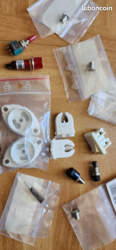 Lot de divers composants électroniques interrupteur bouton poussoir (image 2)
