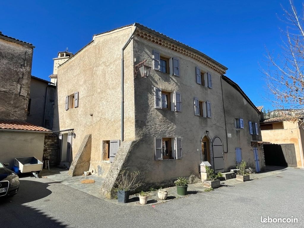 Maison 6 pièces 121 m² · à Sisteron · 121 m² · 200 000 €