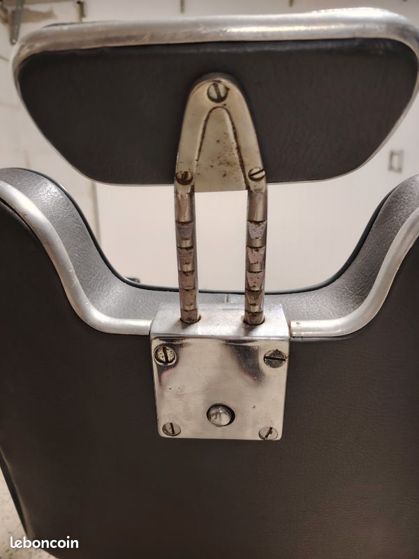Véritable fauteuil de barbier (image 7)