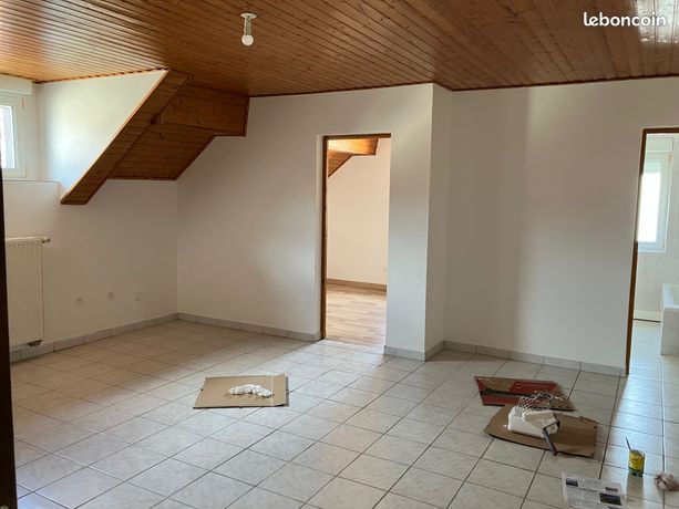 Loue appartement F3 65m² rénové à neuf CV de Maiche