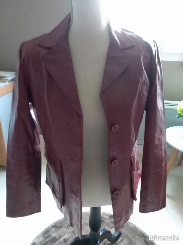 Veste bordeaux (image 1)