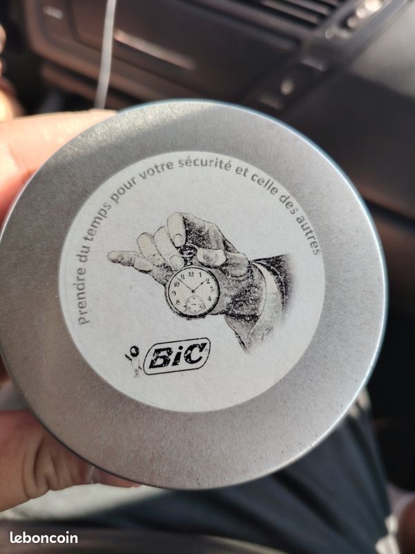 Montre bic collector (image 3)