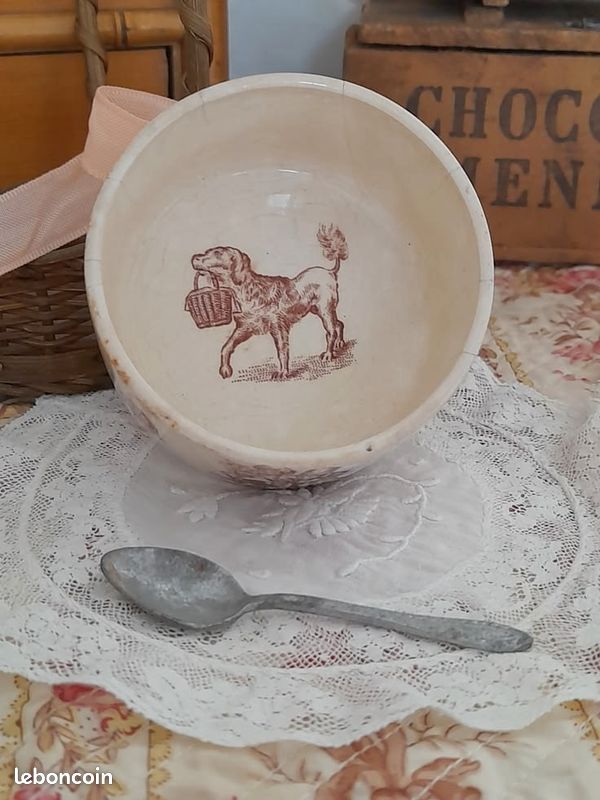 1 Partie de dinette ancienne décors chat pochoir avec