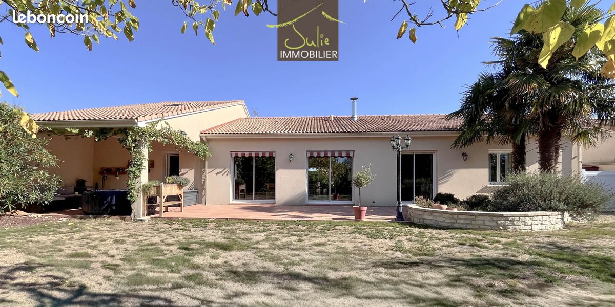 Maison 7 pièces 145 m² · à Bressuire · 145 m² · 362 000 €