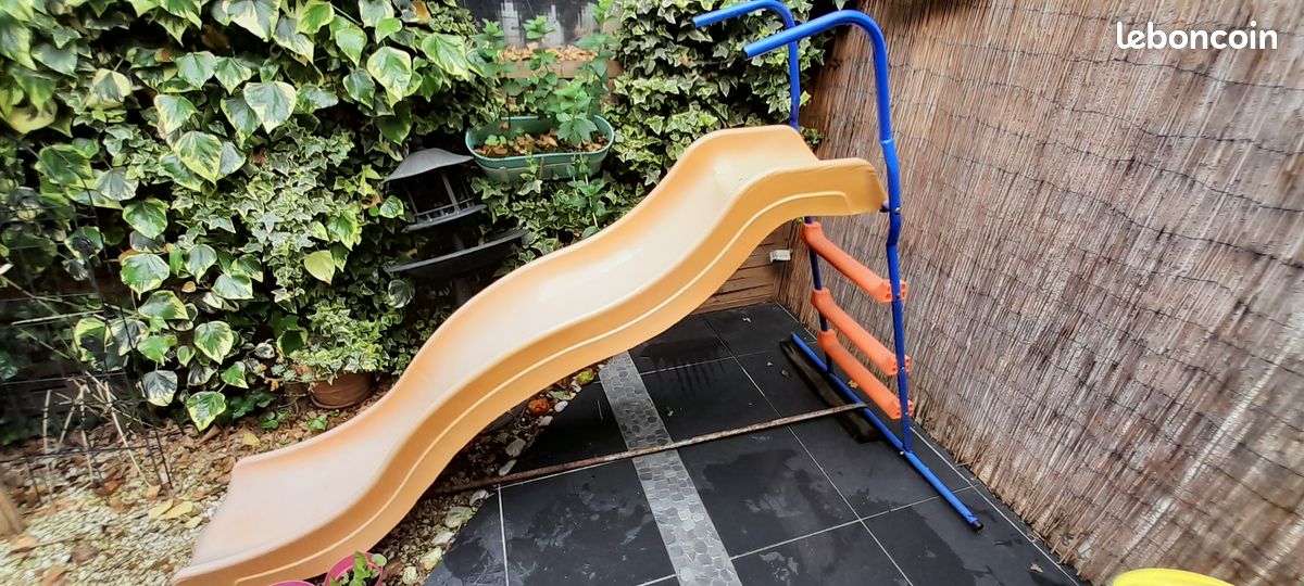 Toboggan d'exterieur (image 1)