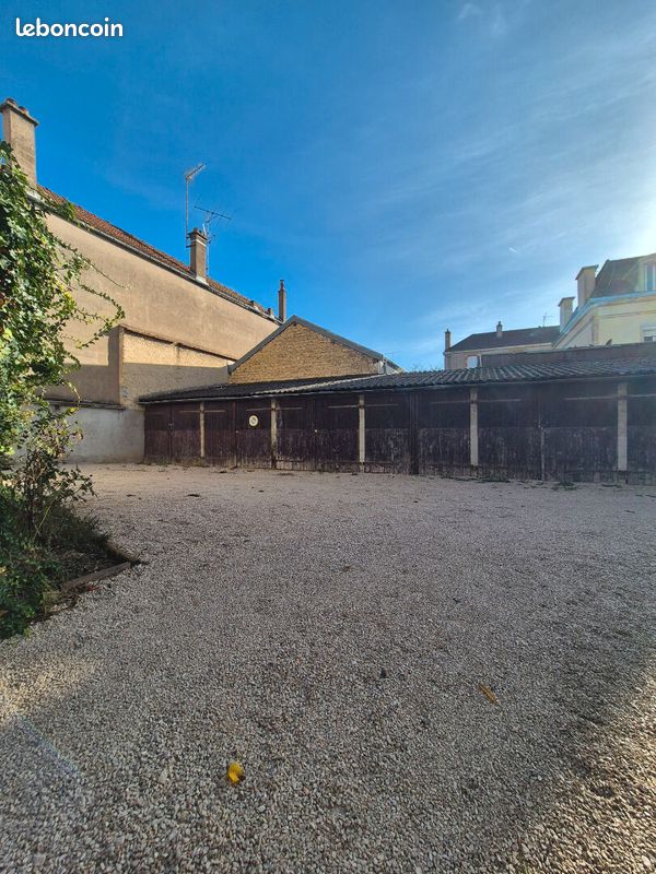 Parking/box DIJON · 12 500 €