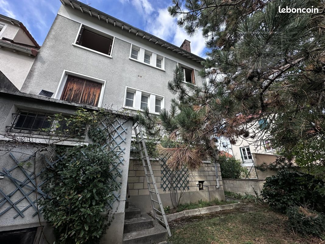 Maison 8 pièces 140 m² · à Verrières-le-Buisson · 140 m² · 540 000 €