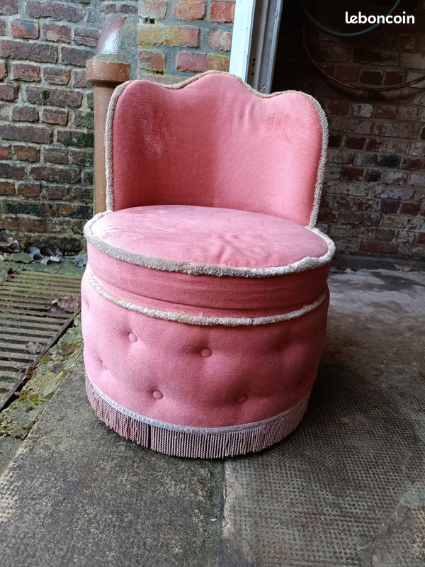 🌸 Fauteuil vintage rond en velours rose – roulettes, bon état 🌸 (image 1)