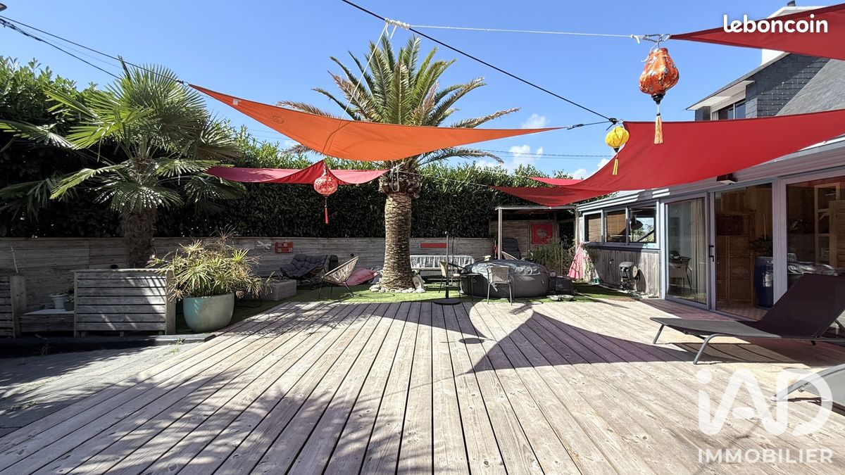 Maison 5 pièces 235 m² · à Séné · 235 m² · 850 000 €