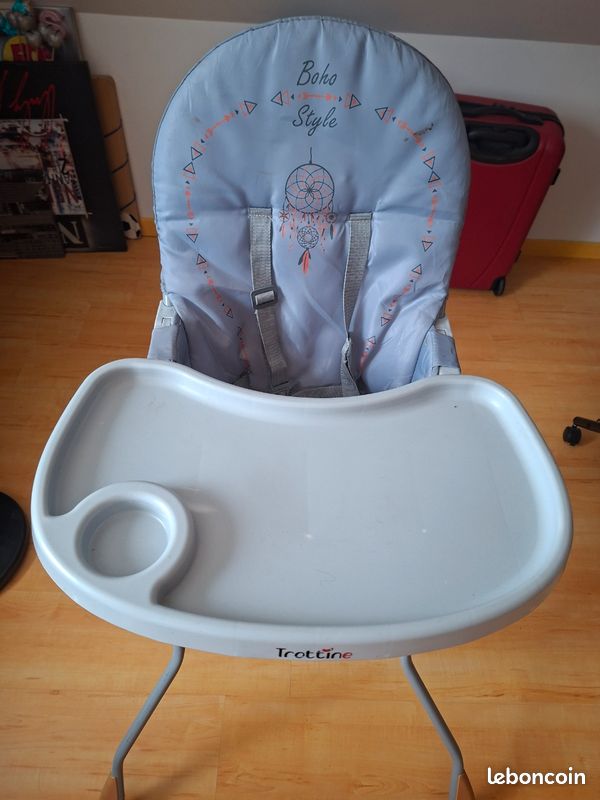 Chaise haute (image 2)