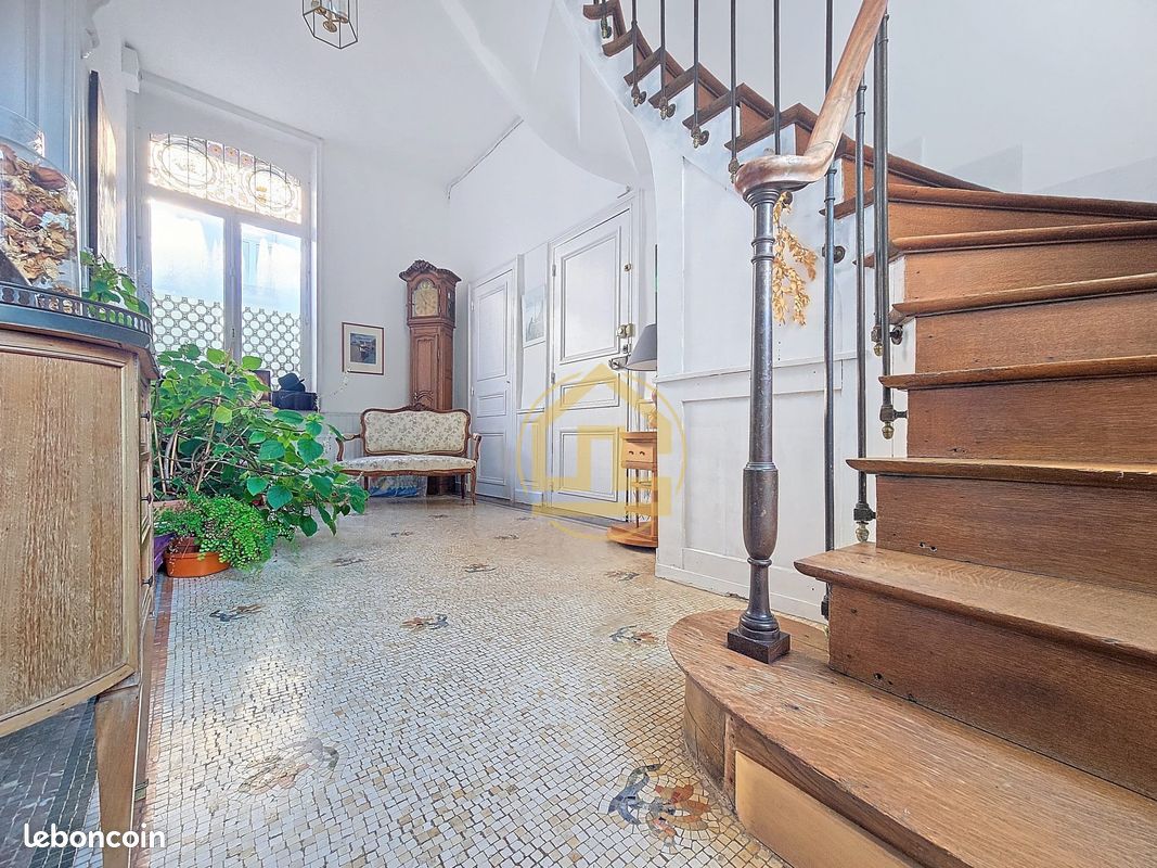 Maison 13 pièces 480 m² · à Le Quesnoy · 480 m² · 499 500 €
