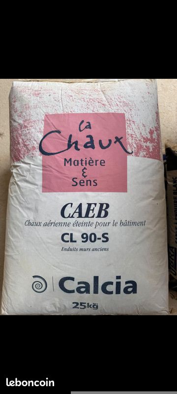 3 sacs de chaux CAEB 25kg + moitié d'un (image 1)