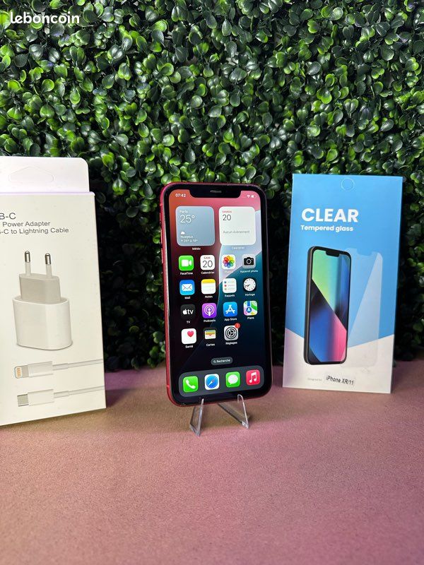 IPhone 11 RED (image 5)
