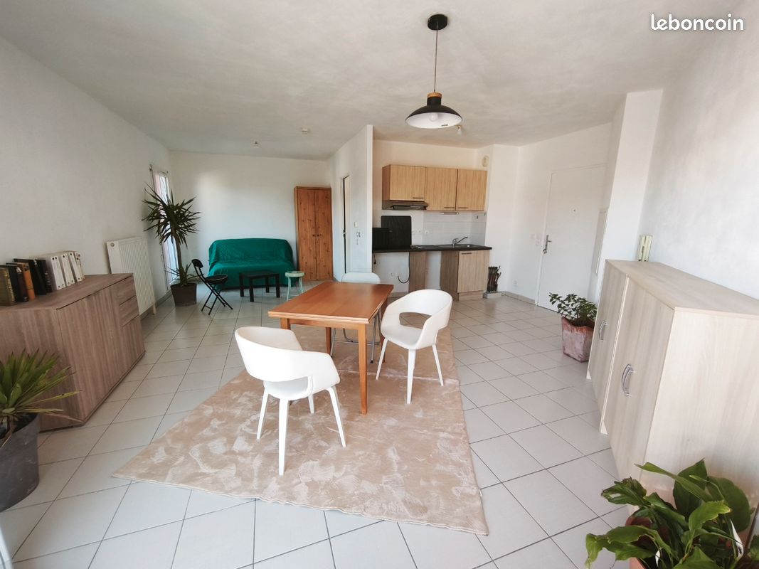 Appartement 1 pièce 37 m² · à Fleury-les-Aubrais · 37 m² · 630 €