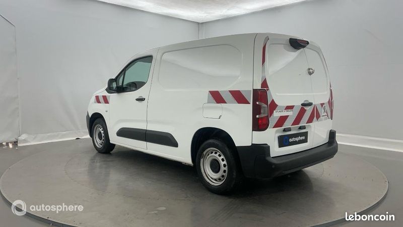 Peugeot Partner Véhicule utilitaire ou Société Standard 650kg BlueHDi 100ch S&S Asphalt (image 7)