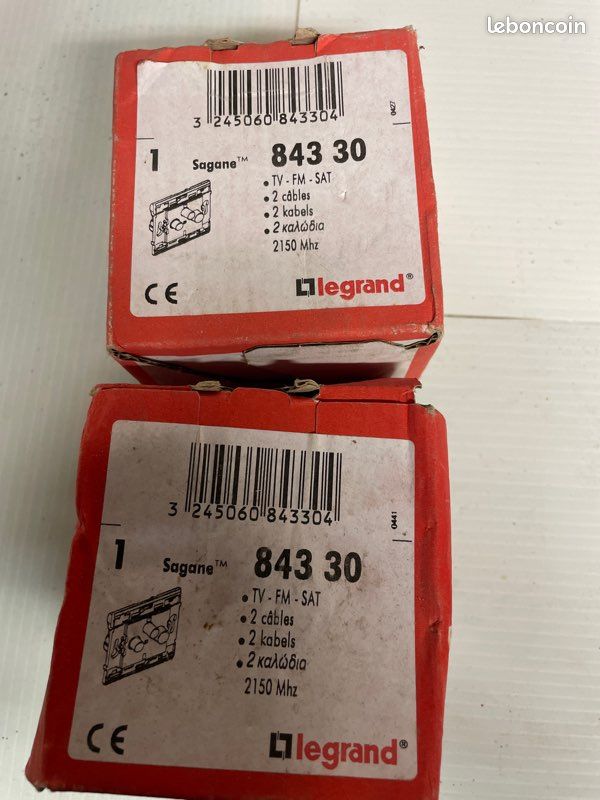 2 prises Tv/FM/SAT Legrand Sagane (image 1)