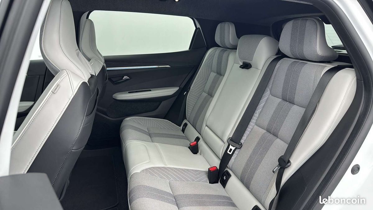 Renault scenic e tech electrique 220 ch grande (image 28)