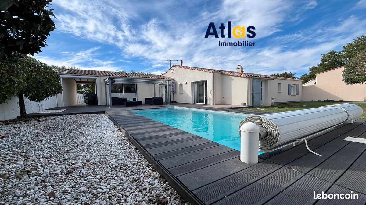 Maison 5 pièces 129 m² · à Vouillé · 129 m² · 322 400 €