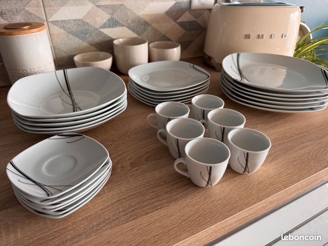 Assiette à Pizza En Porcelaine Noir Élégante 30 Cm – Design Moderne Et Robuste, Idéale Pour Four Et Micro-ondes