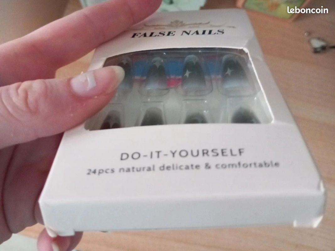 Faux ongles neuf (image 3)